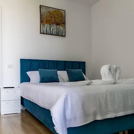 Apartament Mavi *