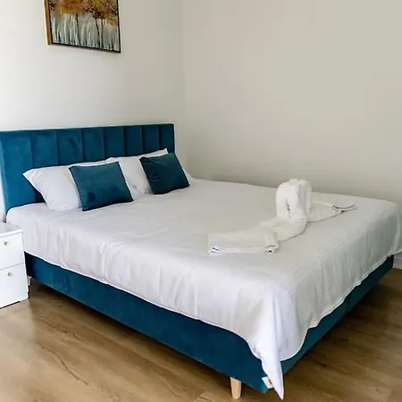 Apartment Mavi